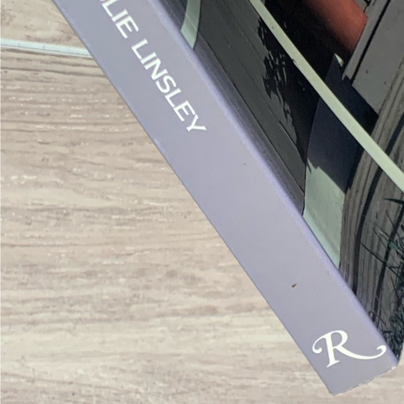 Nantucket Style Book by Leslie Linsley Home Design Architecture 1990 - Picture 4 of 13